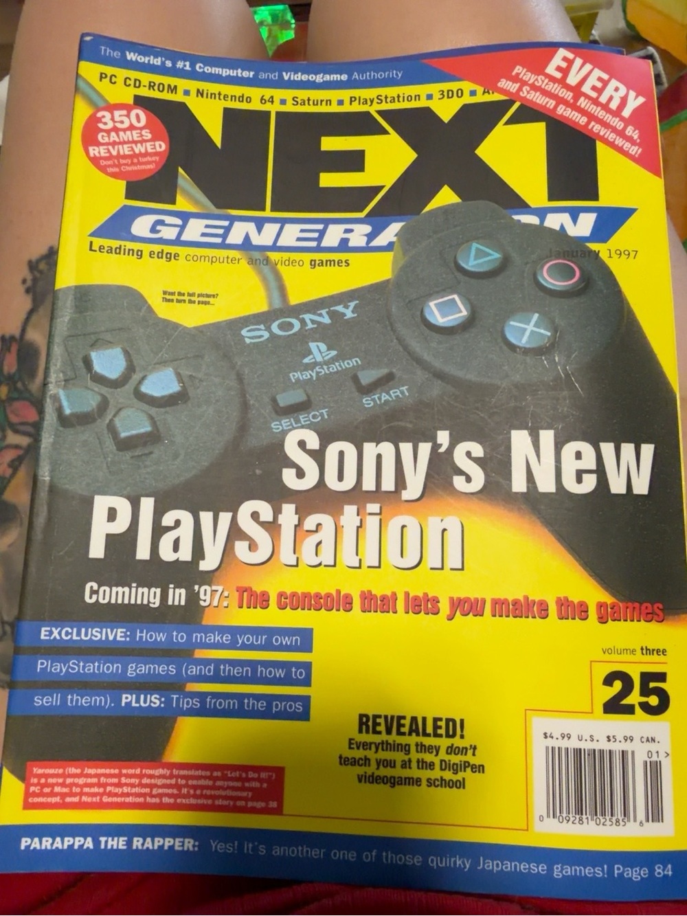 Sony PlayStation Controller Magazine Cover - Black